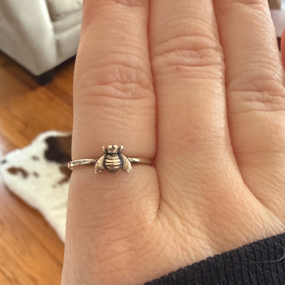 Silver Bee Ring